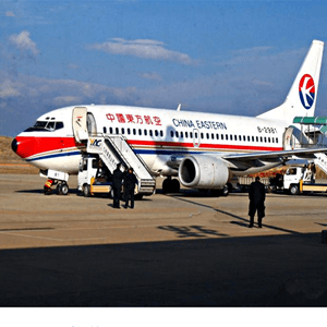 柳州白莲航空托运航空快运业稳步发展的原因是什么？